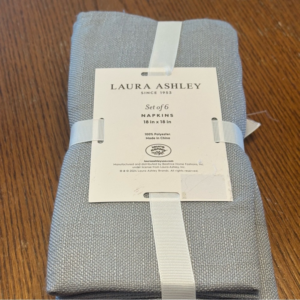 Laura Ashley Elegant Gray Napkins Set Of 6 Gray 18 Inches Brand New